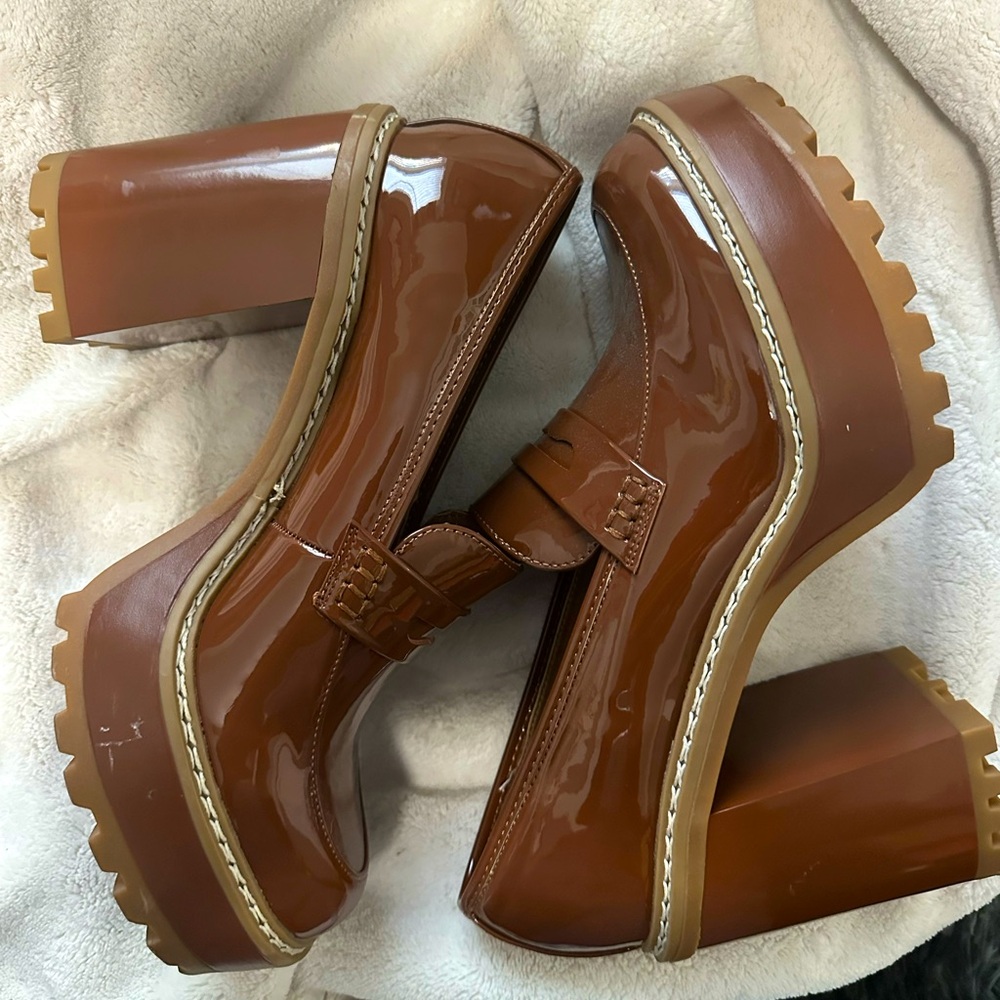 Steve Madden brown heeled loafers.
Never worn